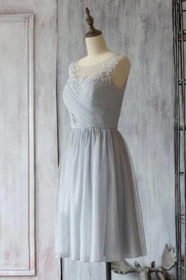 A-Line Boat Neck Knee-Length Grey Tulle Bridesmaid Dress with Appliques AHC639