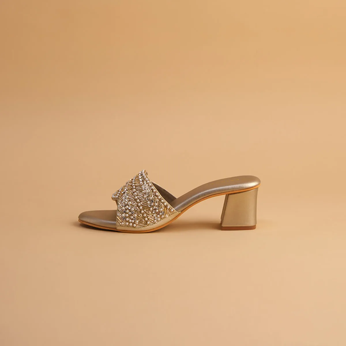 Atrani Embroidered Heels