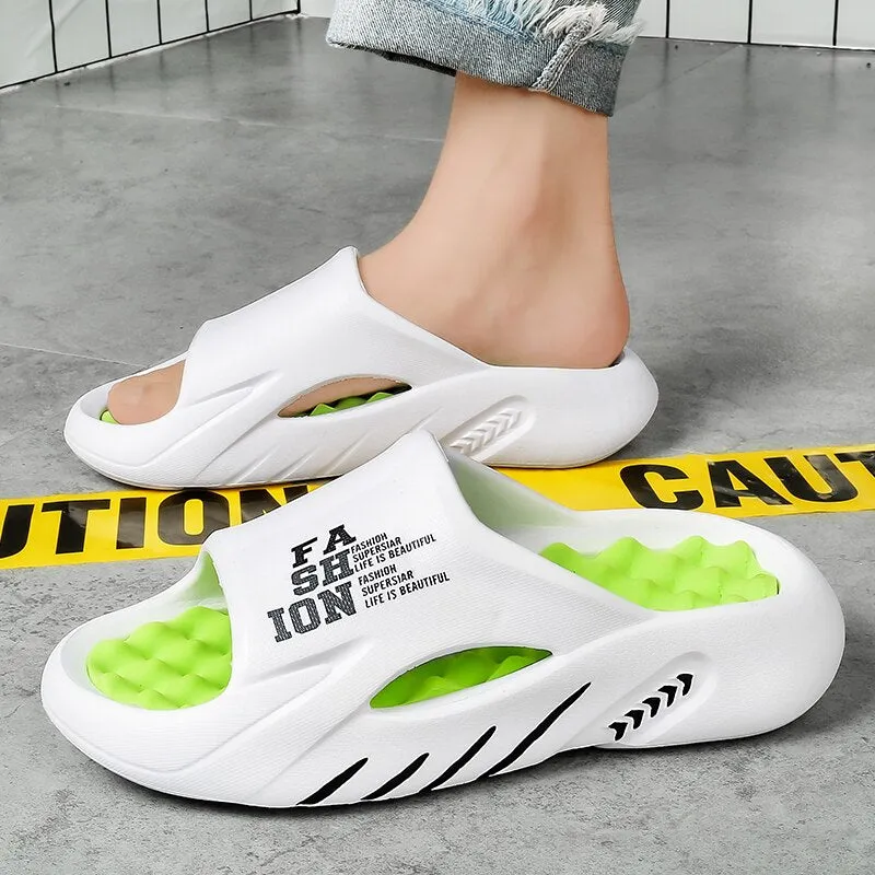 BERN™ - UNISEX MASSAGE SLIPPER